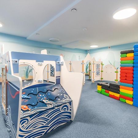 Apartamenty Fenomen - Premium Park & Sea, Nadmorskie Tarasy Free Parking, Swimming Pool, Sauna And Other! Kolobrzeg Luaran gambar